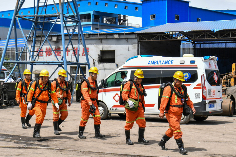 Eksplozija gasa u rudniku uglja, najmanje 90 mrtvih: Jedna od najsmrtonosnijih tragedija u Kini u poslednjih 10 godina! (FOTO/VIDEO)