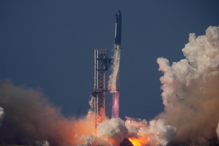 Lansirana najmoćnija Staršip raketa: Ilon Mask objavio spektakulane snimke