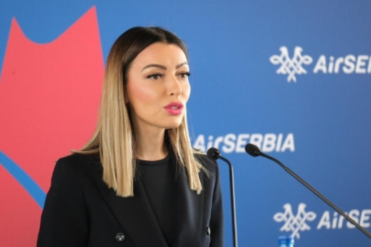 Srbija otvorila novo tržište: Ispraćen prvi avion sa živom jagnjadi za Alžir (FOTO/VIDEO)