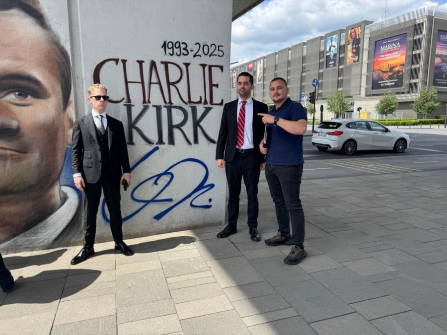 Čarli Kirk stoji ponosno na ulicama Beograda! Balkan Watch posvetio mural borcu za bolji svet
