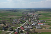 U ovom selu svi žive u jednoj ulici: Nestvaran prizor koji će vas zapanjiti! (VIDEO)