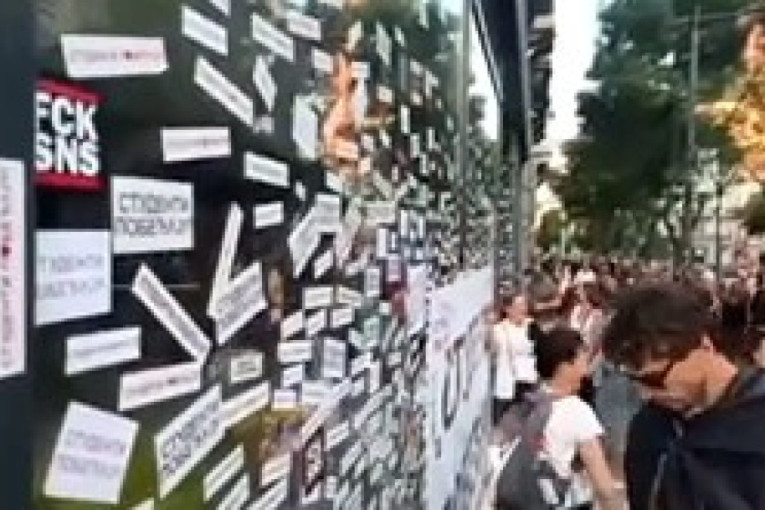 Blokaderi krenuli na EXPO! Sablastan zgubidanski vandalizam - "nobelovci" imate li srama?! (VIDEO)