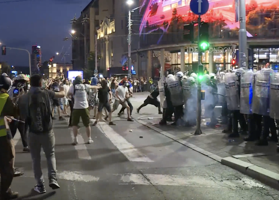 VJT poslao jasnu poruku: Svi koji su napali policijske službenike biće procesuirani!