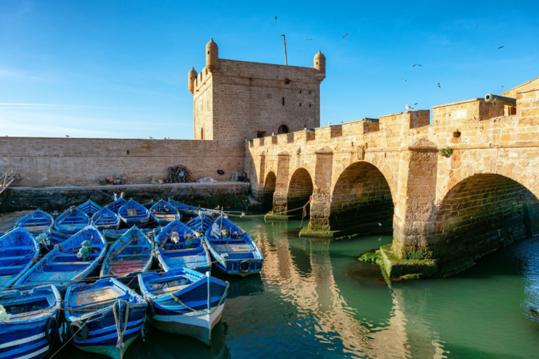 Spoj pustinjskih avantura, luksuza i istorije: Grad boja i orijentalnih pijaca zaludeo turiste (FOTO)