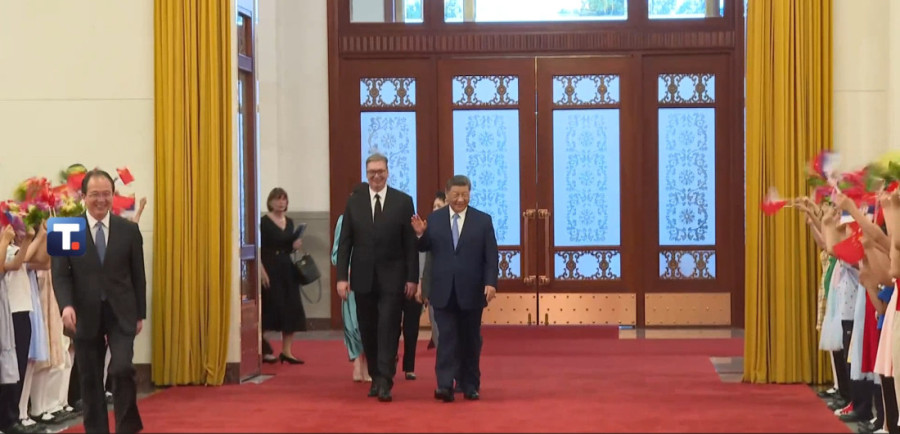 Istorijska poseta: Vučić odlikovan Ordenom prijateljstva, kineske kompanije uložile 7,8 milijardi u Srbiju (FOTO/VIDEO)
