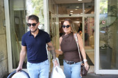 Joca Stefanović izveo sina Vukana iz bolnice: Iva blista samo tri dana posle porođaja (FOTO/VIDEO)