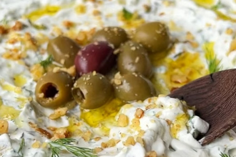 Specijalitet iz regiona koji morate probati: Ova tradicionalna bugarska salata postaje zvezda trpeze (RECEPT)