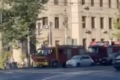 Požar na Pravnom fakultetu u Beogradu! Studenti evakuisani, vatrogasci opkolili zgradu (FOTO/VIDEO)