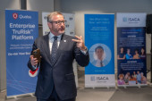 Stručnjaci upozoravaju: Razvoj veštačke inteligencije brži od regulatornog okvira