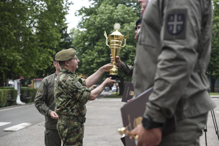 Evo kakvo je stanje na granicama: Teretnjaci na izlazu iz Srbije čekaju sat vremena!