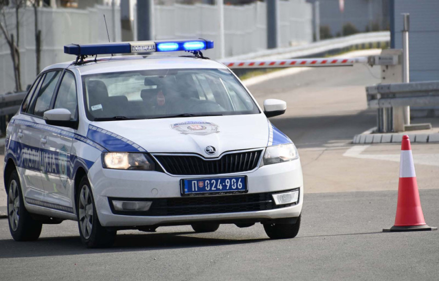 Tinejdžer hitno operisan! Težak sudar dvojice motociklista u Nišu