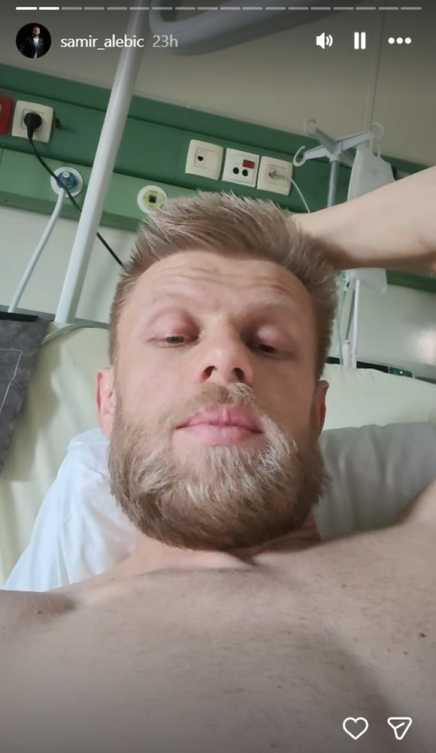 "Dobio sam novu priliku za život!" Pevač se oglasio nakon transplantacije bubrega i teške borbe