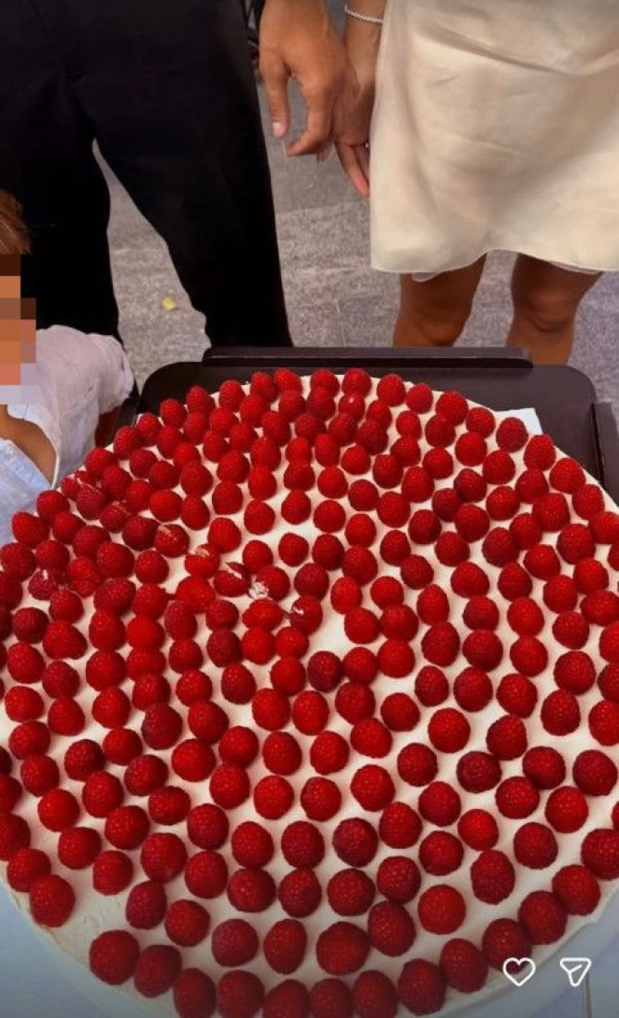 Venčali se Marko Grujić i Mia Zeremski: Evo kako je izgledala svečana ceremonija u crkvi (FOTO)
