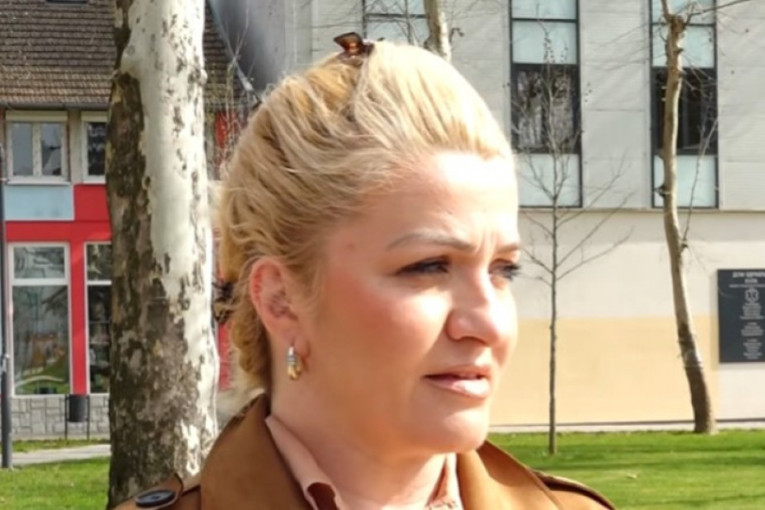 Kandidat SNS Vesna Tomić izabrana za predsednicu Opštine Kula