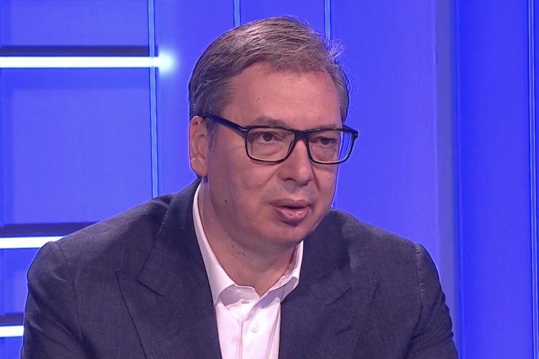 Vučić dočekao Antonija Koštu na aerodromu "Nikola Tesla"