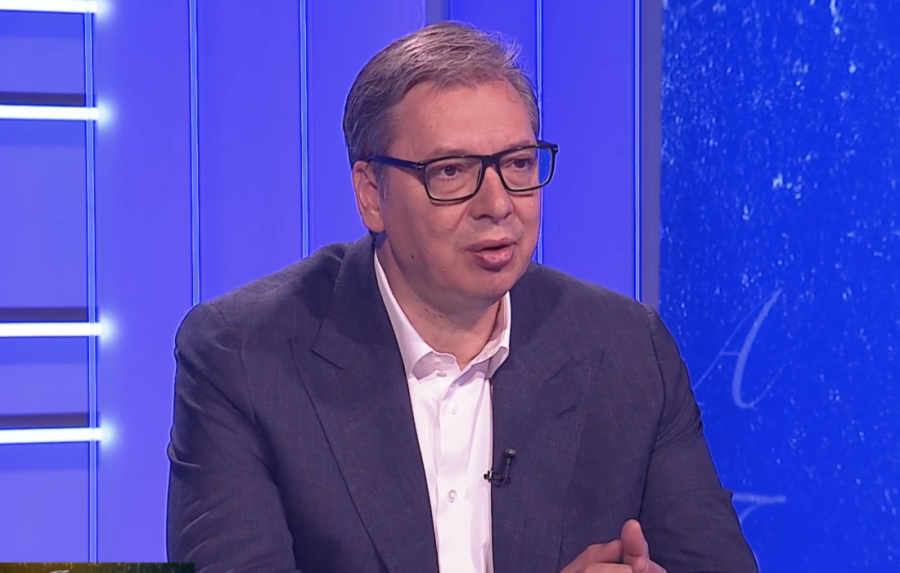 Kriminalci će da rade svoj posao, tu nema filozofije! Vučić iz Tivta: U avionu iz Beograda nije bilo nijednog kriminalca