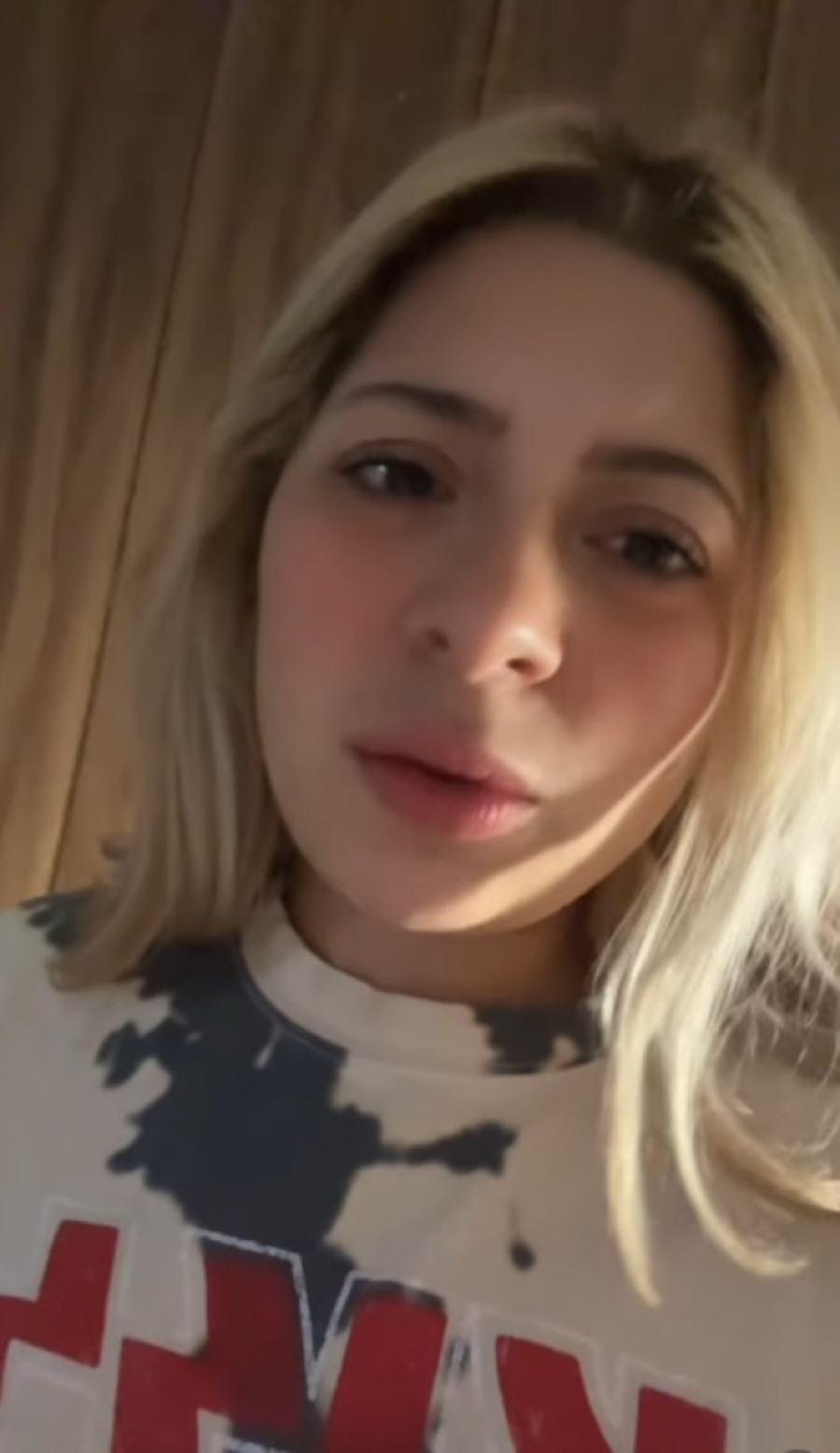 Popularna influenserka pronađena mrtva u svom stanu! Njen otac potvrdio tragičnu vest