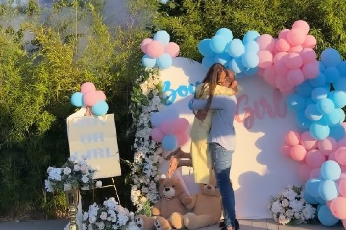 Otkriven pol bebe Marka Gačića! Trudnica mu skočila u zagrljaj od sreće (FOTO)