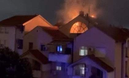 Drama na Bežanijskoj kosi: Krov stambene zgrade zahvatio požar usred noći