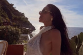 Šijanovi uživaju u suvom luksuzu: Bojana privukla sve poglede u belom! (FOTO)