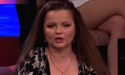 Mala Cana živi u Deliblatskoj peščari gde kulja požar! "Samo mi fali da mi još i ta kućica izgori..."