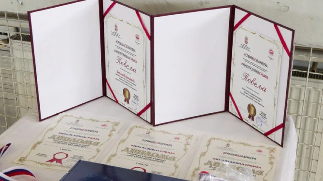 "Kreativnost i duh bez barijera - u susret EXPO 2027" U Prokuplju održan sportski turnir u šahu, pikadu i dominam (FOTO)