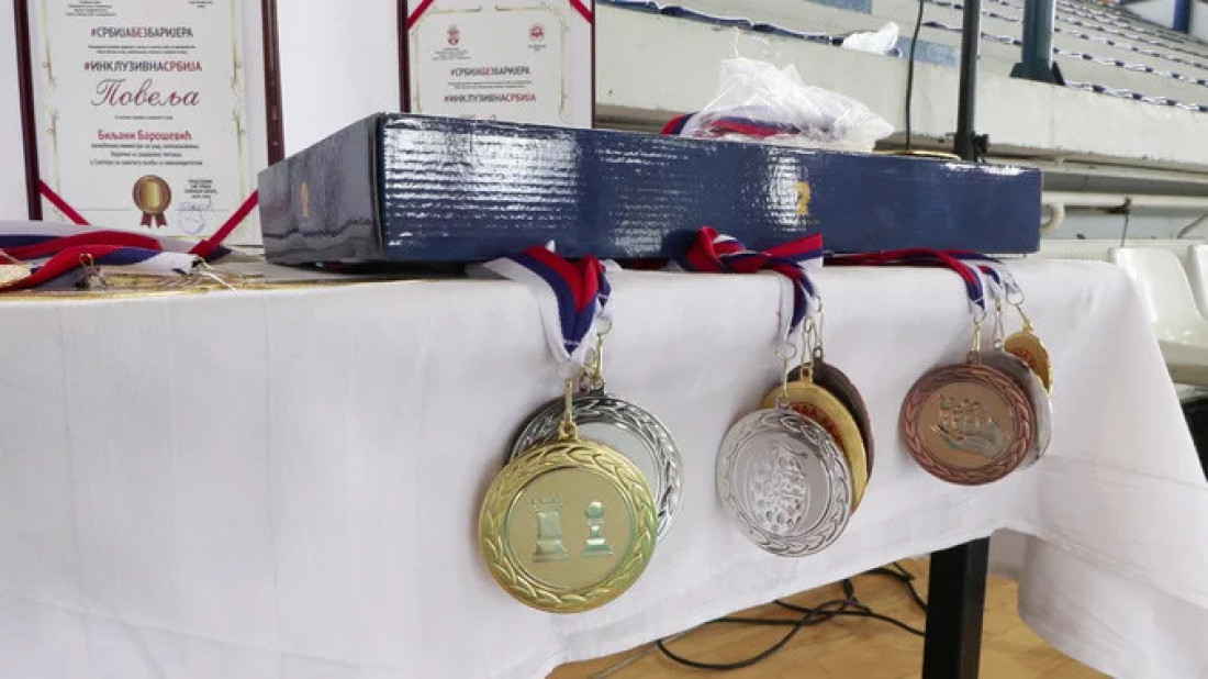 "Kreativnost i duh bez barijera - u susret EXPO 2027" U Prokuplju održan sportski turnir u šahu, pikadu i dominam (FOTO)