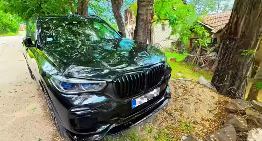 Marko Miljković ruši kuću! Pokazao porodično imanje: "Obnavljamo našu dedovinu!" (FOTO)