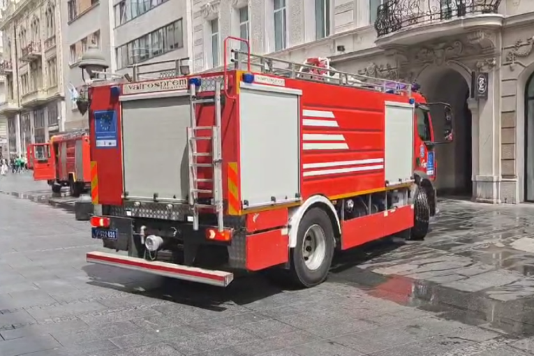 Pakao u Nišu! Odjeknula stravična eksplozija, ljudi povređeni bežali iz vatrene stihije