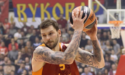 Micov dobio otkaz! Nije se mnogo zadržao u bivšem klubu (FOTO)