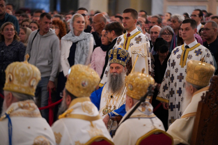 Za svaku boju postoji posebno značenje: Evo zašto je patrijarh danas nosio plavu odeždu