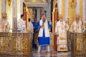 Beseda Porfirija nad Časnim pojasom: Danas napušta Beograd, ali ne i blagoslov koji nam je doneo