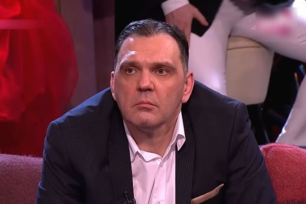 Kasper još jednom posetio Minu! Društvo mu je pravila ova žena – pevačici je veoma važna