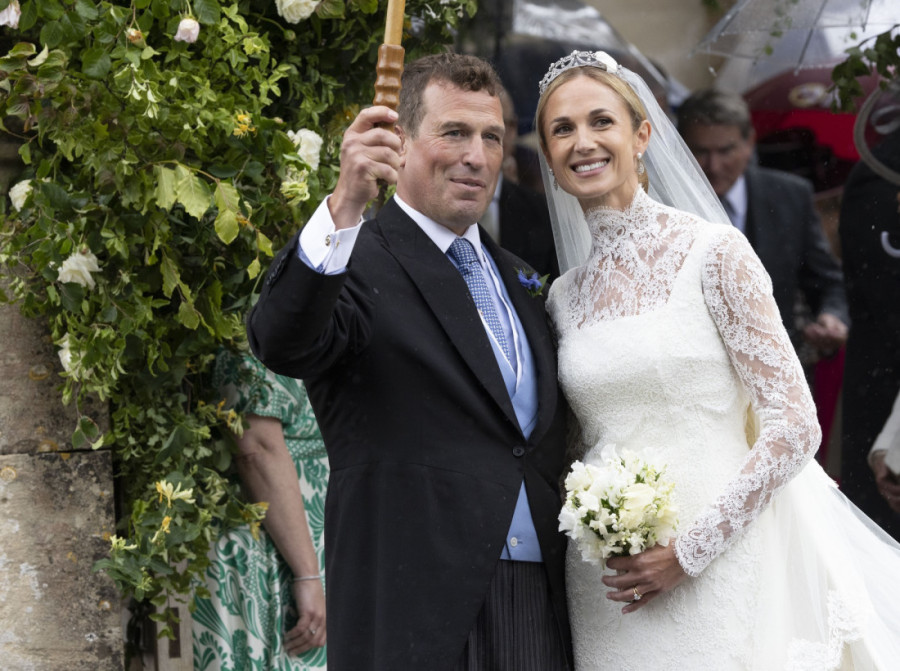 Oženio se unuk kraljice Elizabete: Svi važni članovi kraljevske porodice na okupu! (FOTO)