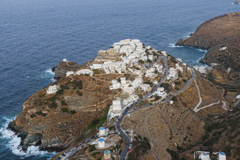 Daleko od masovnog turizma i poznatih ruta: "Ostrvo kuvara" nudi vrhunski odmor, tradiciju i nezaboravne ukuse Mediterana (FOTO)