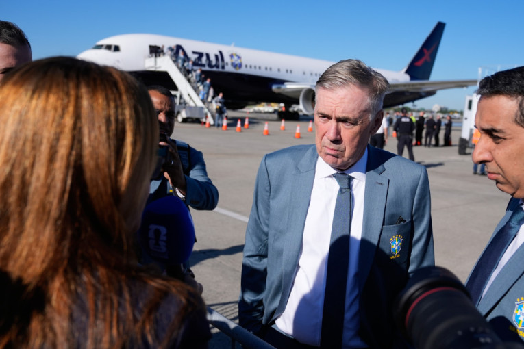 Anćeloti morao da reaguje! Zna se ko menja povređenog Veslija (FOTO)