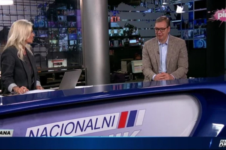 Vučić: Sigurna su povećanja penzija, radimo na smanjenju cene lekova!