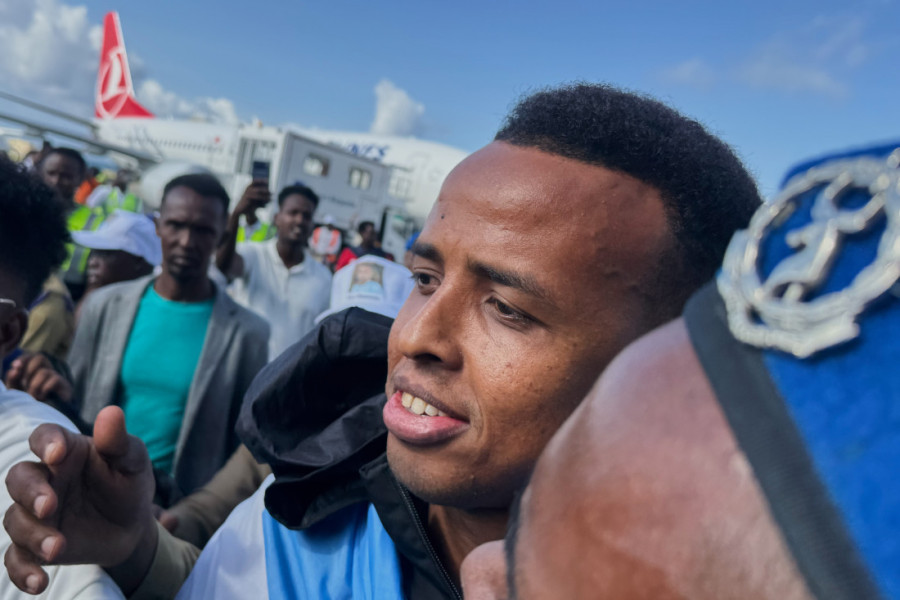 Iz Amerike proteran, u domovini ga dočekali kao heroja! Somalijski sudija dao obećanje naciji (VIDEO)