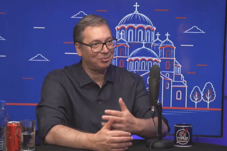 Vučić na Radio Beogradu o napadima na porodicu: Ne mogu da razumem da za nečije dete kažete da ga treba tuširati uranijumom