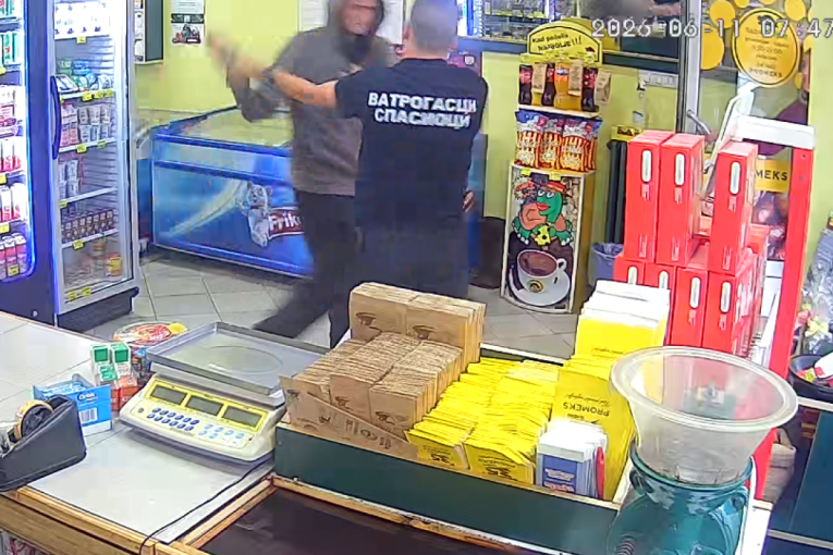 Srbija ima novog heroja! Goloruk krenuo na razbojnika sa nožem i sprečio pljačku (VIDEO)