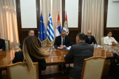 Vučić sa Gerapetritisom o daljem jačanju odnosa Srbije i Grčke i evropskoj perspektivi (FOTO)