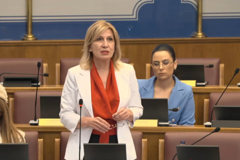 Ubijanje srpske dece za nju nije vredno pomena! Poslanica DPS-a tvrdi da za Rezoluciju o Jasenovcu nije bilo "konkretnog povoda"
