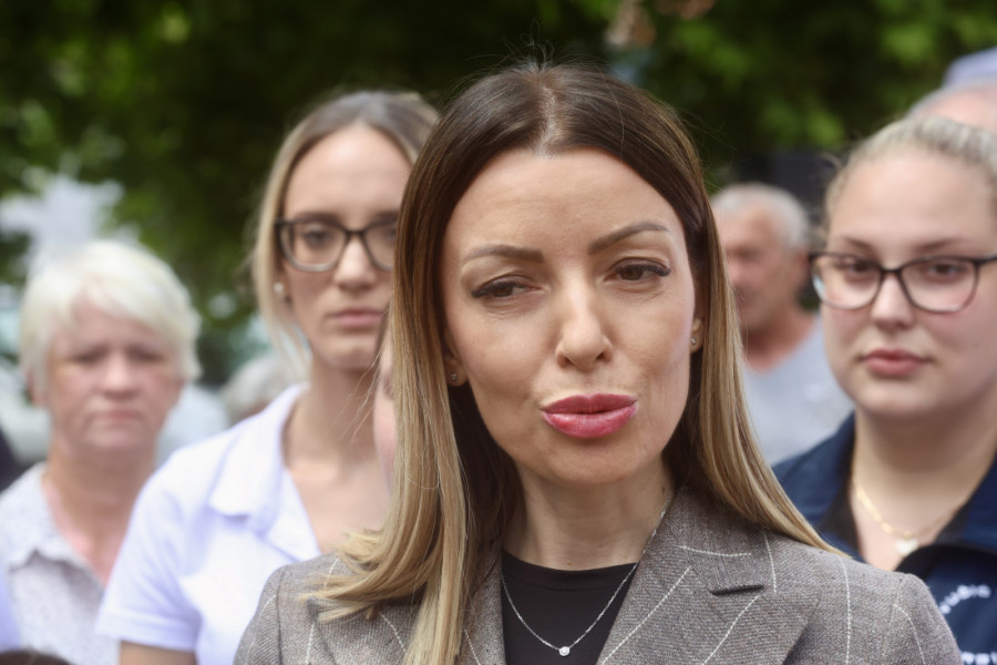 Ministarka Mesarović poručila iz Babušnice: Ne damo našu zemlju, ujedinjeni idemo snažno do pobede!