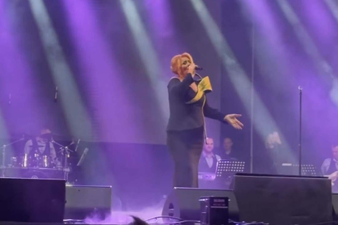 "Ovo mi je kruna karijere!" Ćana pred koncert od stresa ništa nije jela, pa se na binu dovezla oldtajmerom!