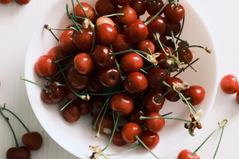 Prirodno, jednostavno i ukusno: Sok od višanja po starinskom receptu idealan za tople letnje dane (RECEPT)