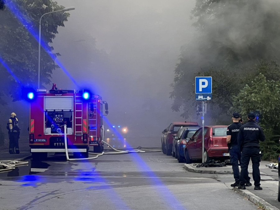Težak udes kod Kraljeva: U automobilu bila beba stara samo 15 dana! (FOTO)