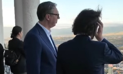 Vučić se provozao žičarom u Tbilisiju: Sada razumem... (VIDEO)