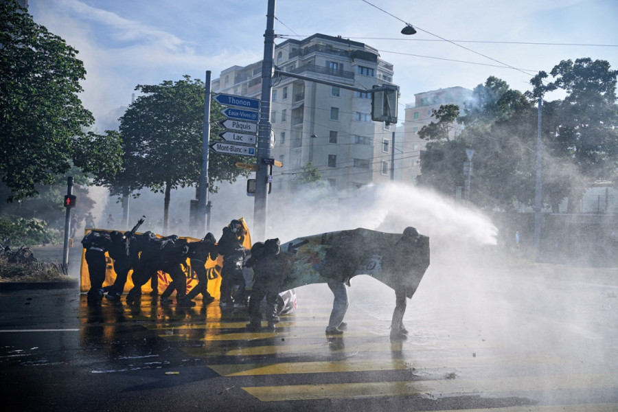 Samit G7 posvađao Švajcarsku i Francusku! Protesti u Ženevi skupo koštali državu, od Pariza traže da plati (VIDEO/FOTO)