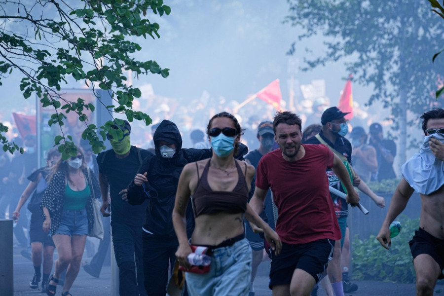 Samit G7 posvađao Švajcarsku i Francusku! Protesti u Ženevi skupo koštali državu, od Pariza traže da plati (VIDEO/FOTO)