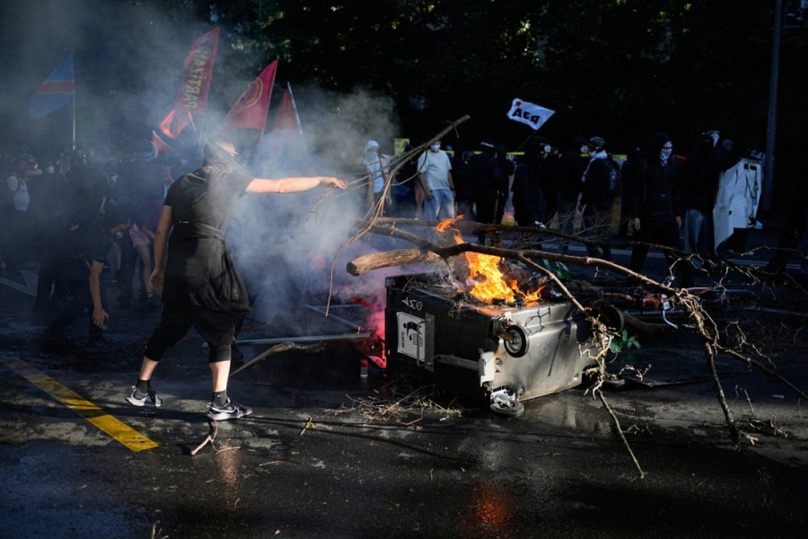 Samit G7 posvađao Švajcarsku i Francusku! Protesti u Ženevi skupo koštali državu, od Pariza traže da plati (VIDEO/FOTO)